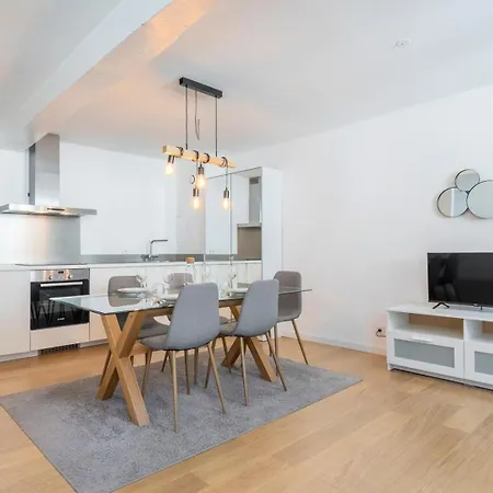 In The Heart Of Old Apartamento Lille